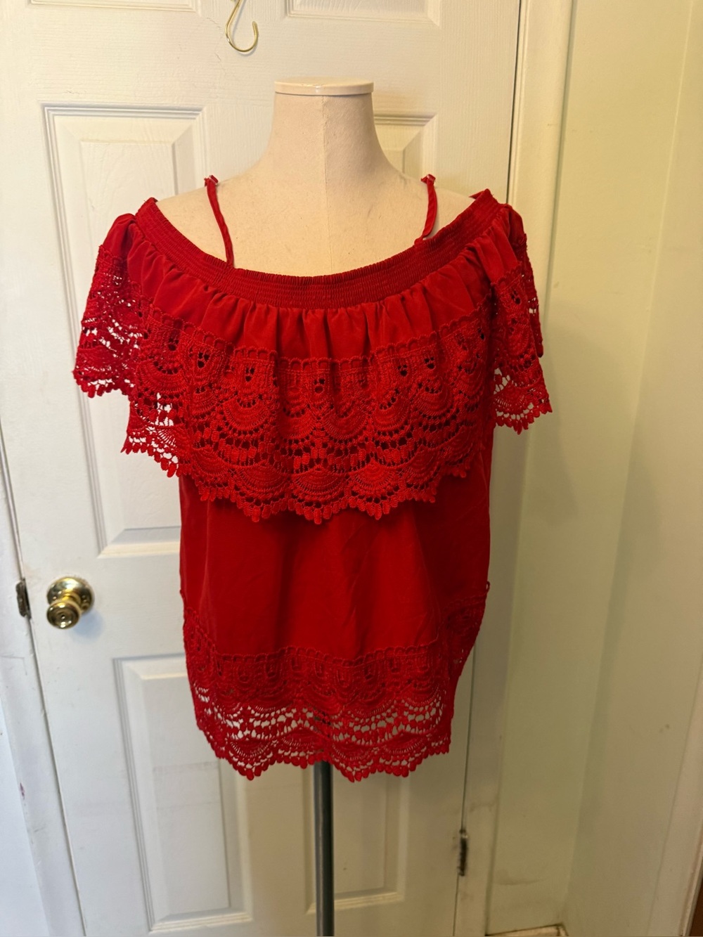 No Boundaries Women's Red W/ Off-the-Shoulder Sleeves Spanish StyleTop Size XXXL